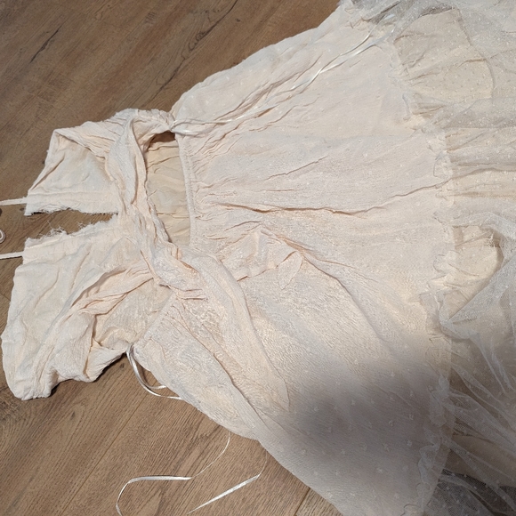 Halter Tie Back Cream Dotted Dress - Picture 2 of 4